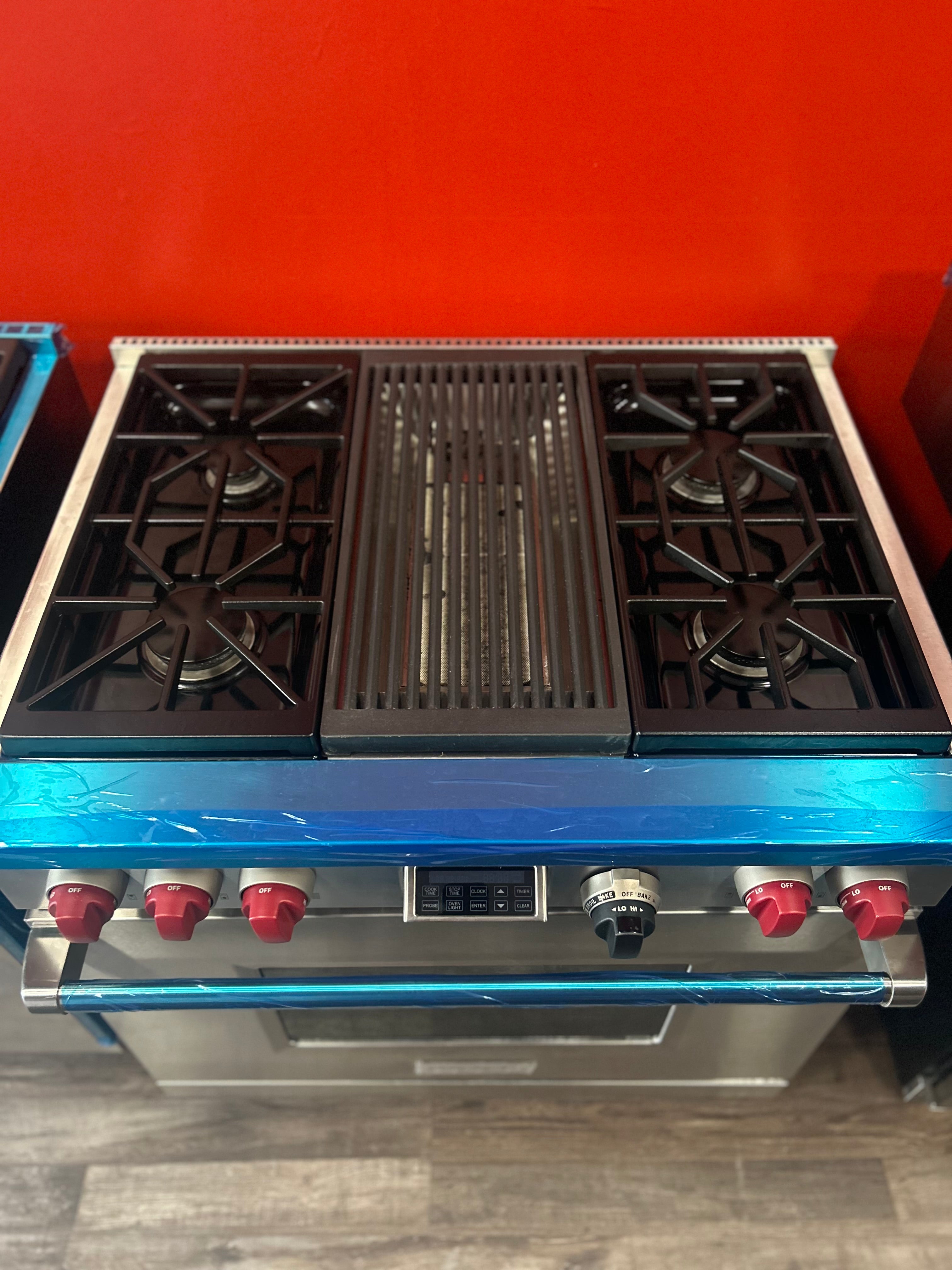 36” Dual Fuel Wolf Range