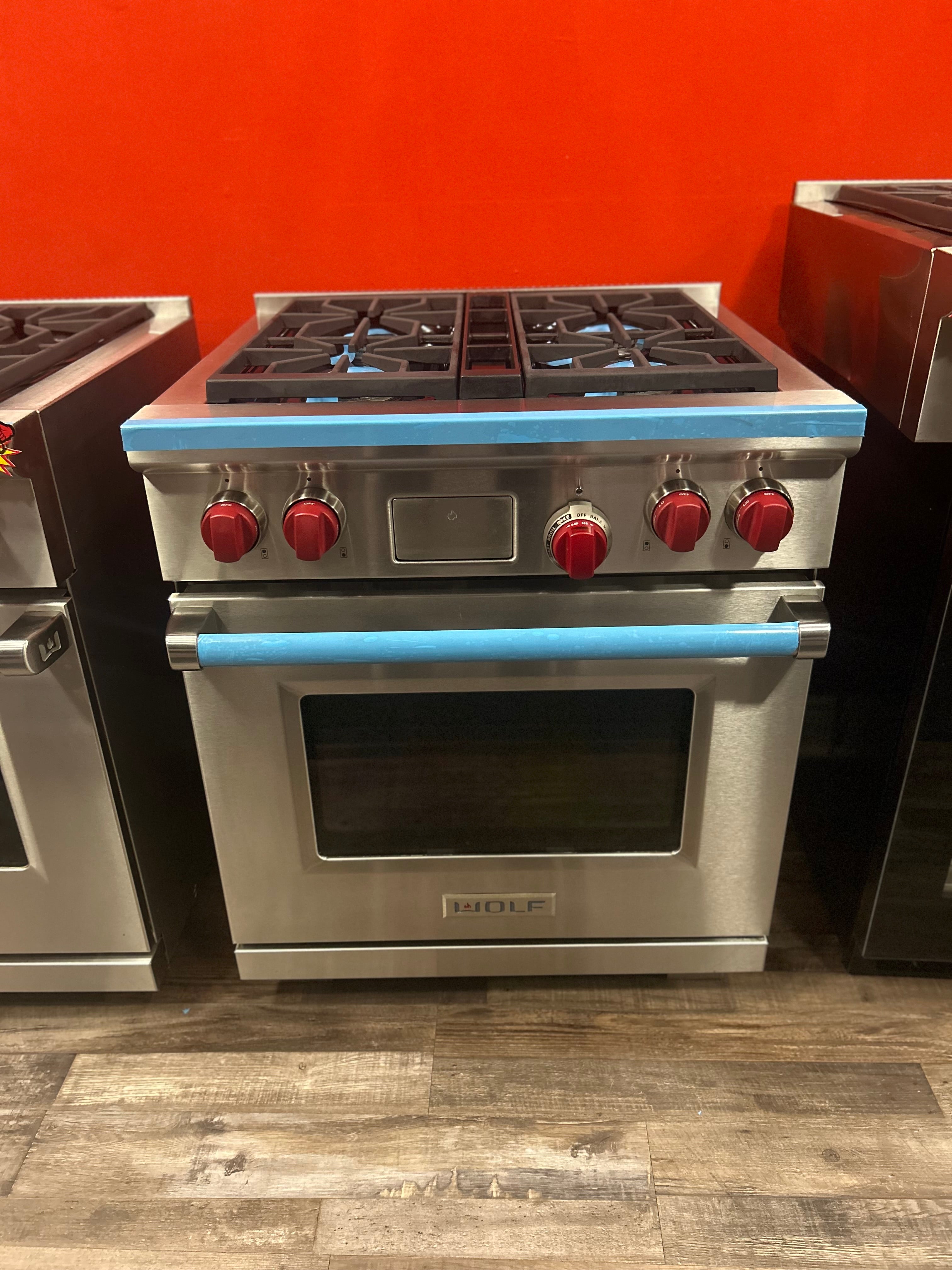 30" Wolf Dual Fuel Range