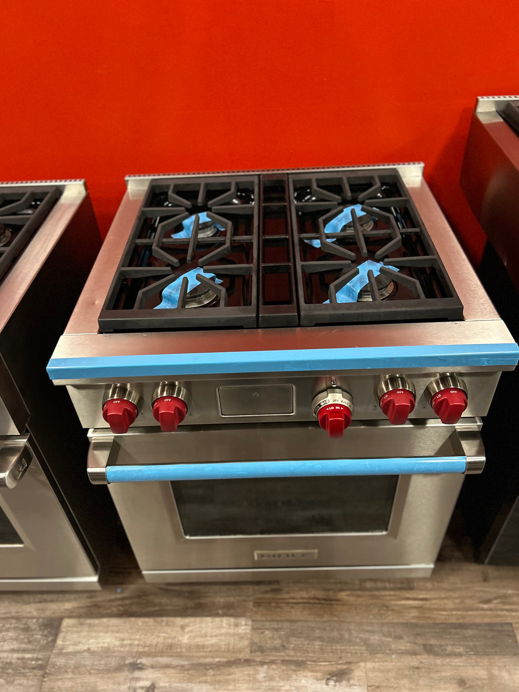 30" Wolf Dual Fuel Range
